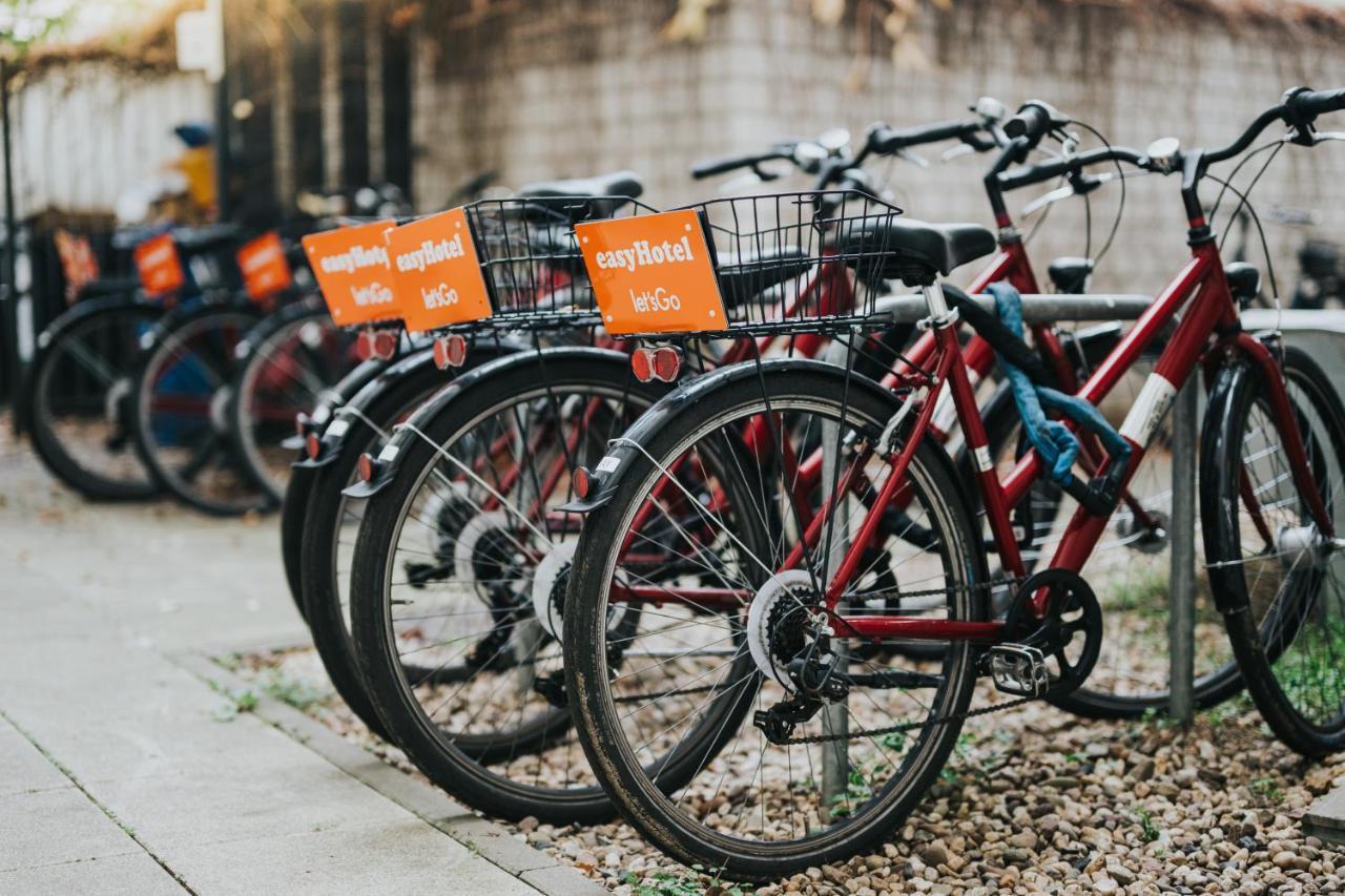 Easyhotel Berlin Hackescher Markt — Fotók 3