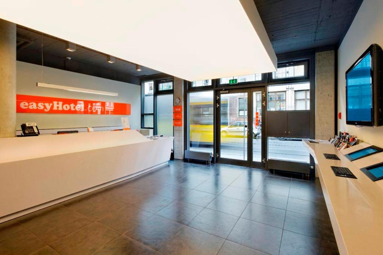 Easyhotel Berlin Hackescher Markt — Fotók 2